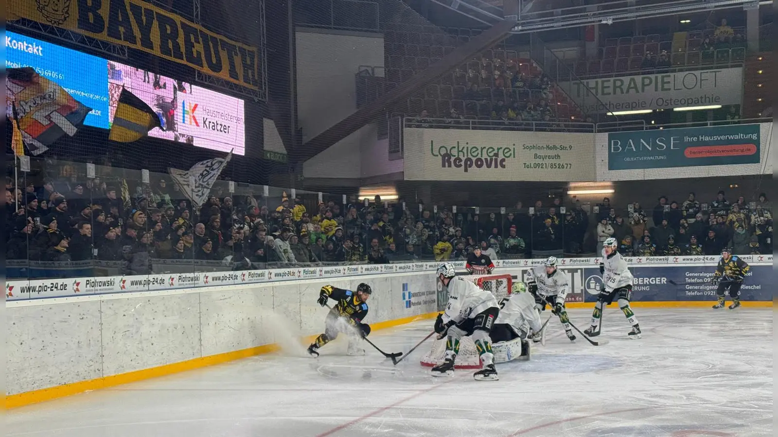 Die onesto Tigers stemmten sich mit viel Intensität gegen Spitzenreiter Bietigheim Steelers und holten sich den Sieg. (Foto: sd)