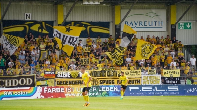 Auf große Unterstützung durch ihre Fans hofft die SpVgg Bayreuth auch am Samstag gegen den FV Illertissen. (Foto: Archiv/sd)