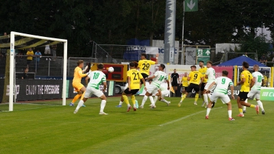 Die Altstadt hofft, auch in Würzburg - wie auf unserem Bild beim jüngsten Heimspiel gegen die SpVgg Greuther Fürth -, erfolgreich sein zu können. (Foto: Archiv/sd)