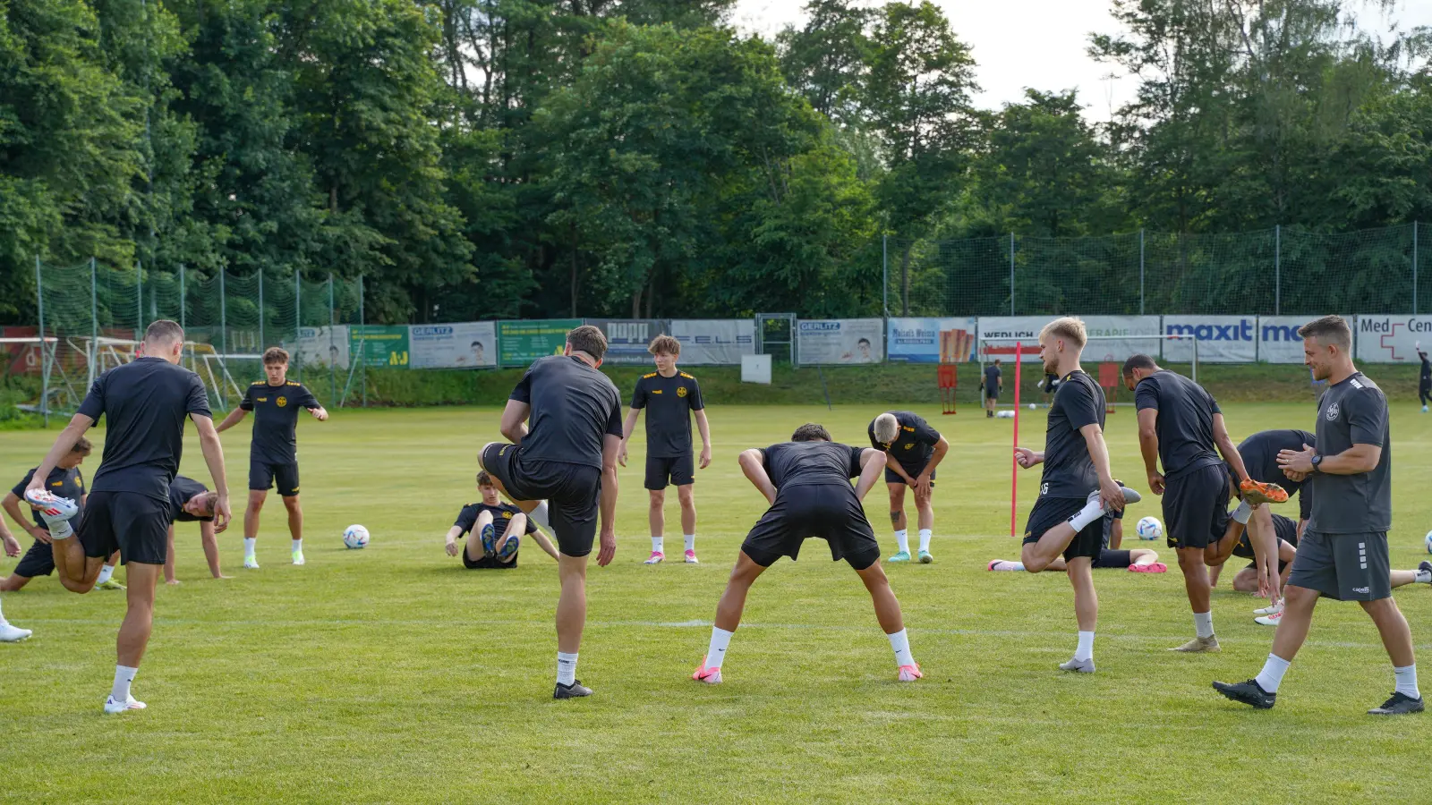 Die Saisonvorbereitung der Altstadt, hier eine Impression vom Trainingsauftakt, ist vorbei, am Samstag wird es gegen den TSV Buchbach ernst. (Foto: Archiv/sd)