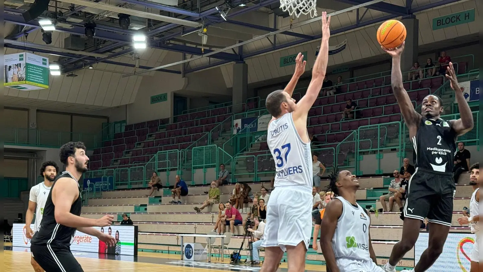 Der BBC Bayreuth konnte aus der deutlichen Niederlage gegen die Frankfurt Skyliners nur lernen. (Foto: sd)