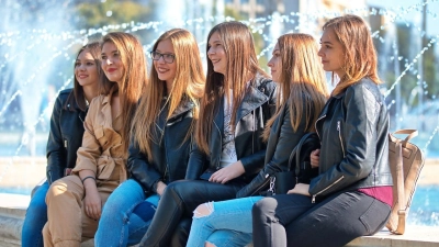 Heute haben Frauen in vielen Ländern wichtige Rechte erkämpft: Zugang zu Bildung, Wahlrecht und rechtliche Gleichstellung. Dennoch bleiben Ungleichheiten bestehen. (Foto: gmu)