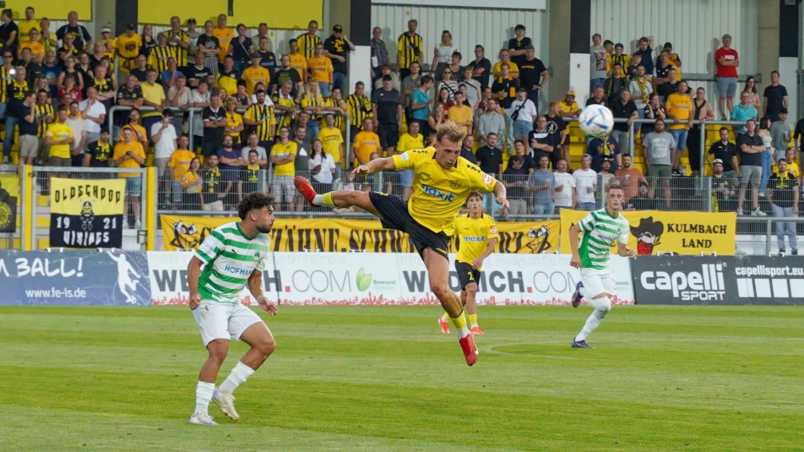 Den 1:0-Sieg aus dem Hinspiel Ende August 2024 gegen die SpVgg Greuther Fürth II (im Bild eine damalige Spielszene aus dem Hans-Walter-Wild-Stadion) will die Altstadt am Sonntag möglichst wiederholen. (Foto: Archiv/sd)