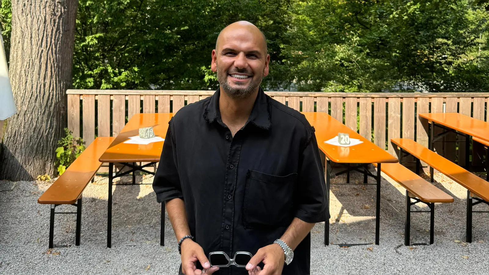 Ahmad Kordbacheh freut sich, mit euch gemeinsam im Herzogkeller zu feiern.  (Foto: red )