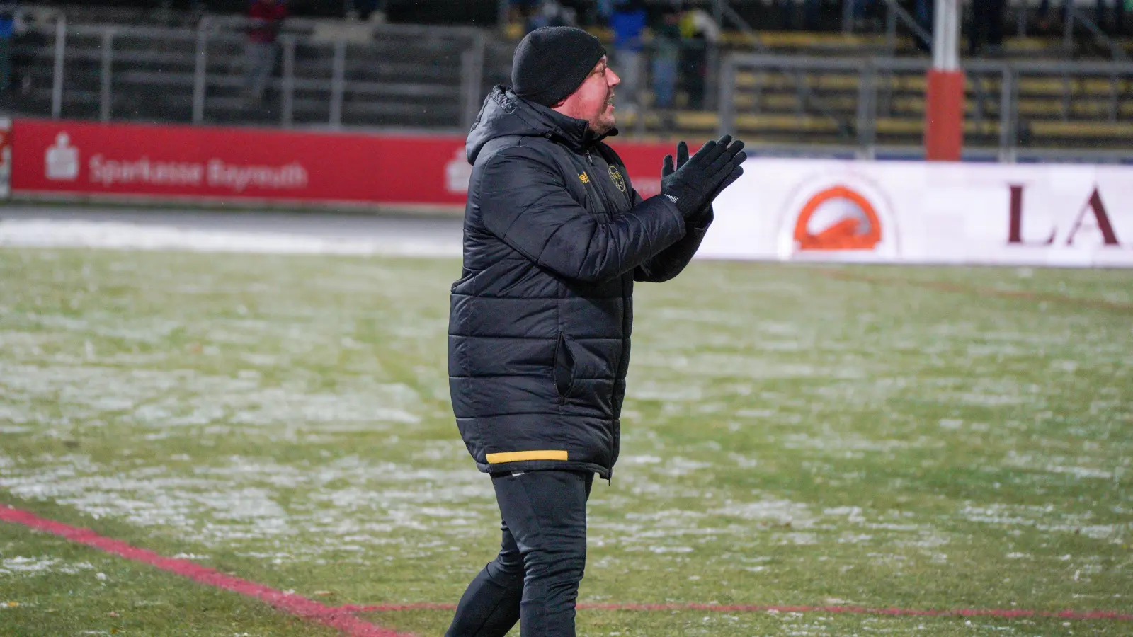 Einen Punkt erreichte die Altstadt mit ihrem Trainer Lukas Kling (Bild) beim Spitzenspiel in Schweinfurt. (Foto: Archiv/Stefan Dörfler)