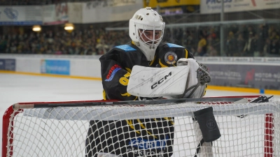 Goalie Ilya Andryukhov war mit seinen vielen Paraden der Hauptverantwortliche für den heutigen Punktgewinn in Lindau. (Foto: Archiv/sd)