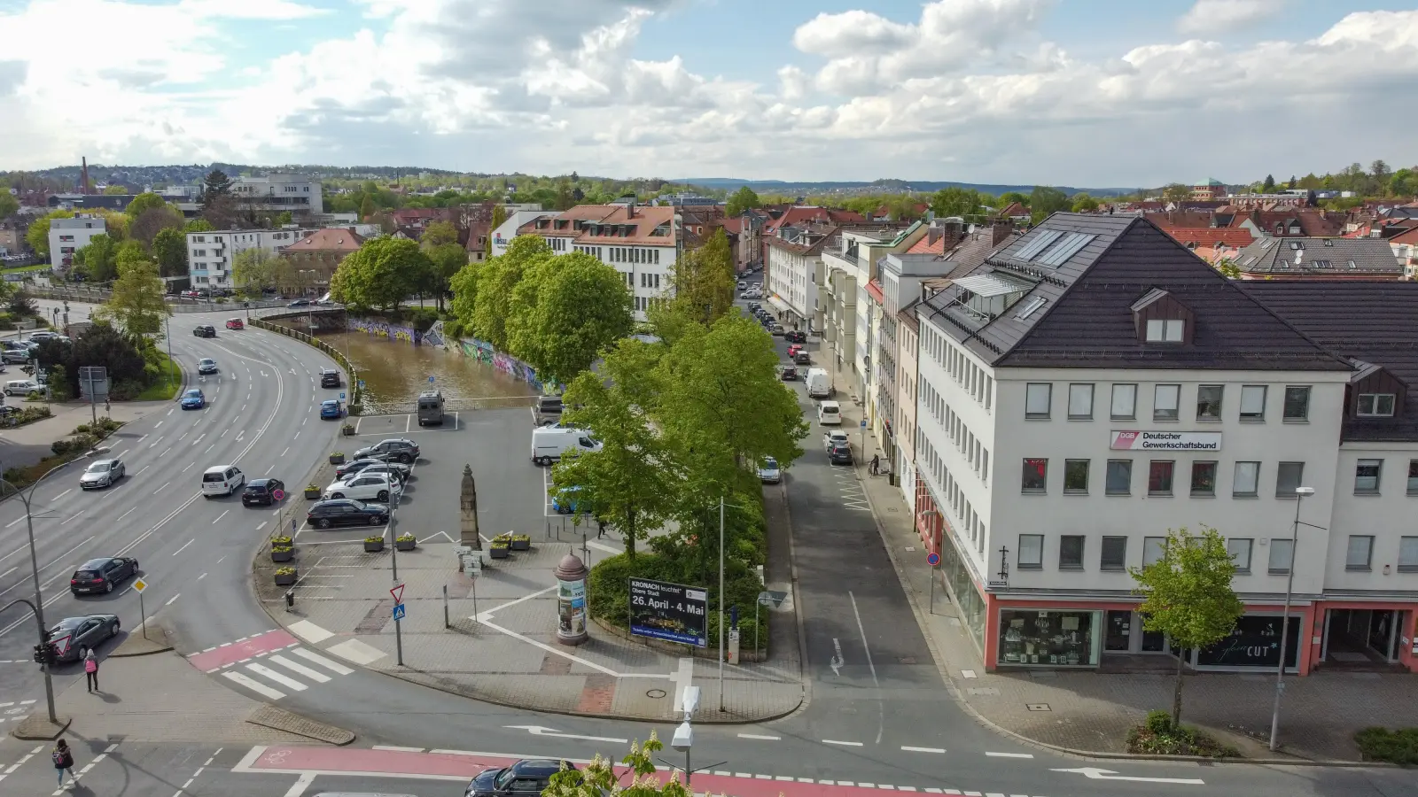 „Der ‚Neue Weg‘ in die Bayreuther Innenstadt: Ein gemischtes Wohnviertel mit Gastronomie, Geschäften und Dienstleistern.  (Foto: sd)