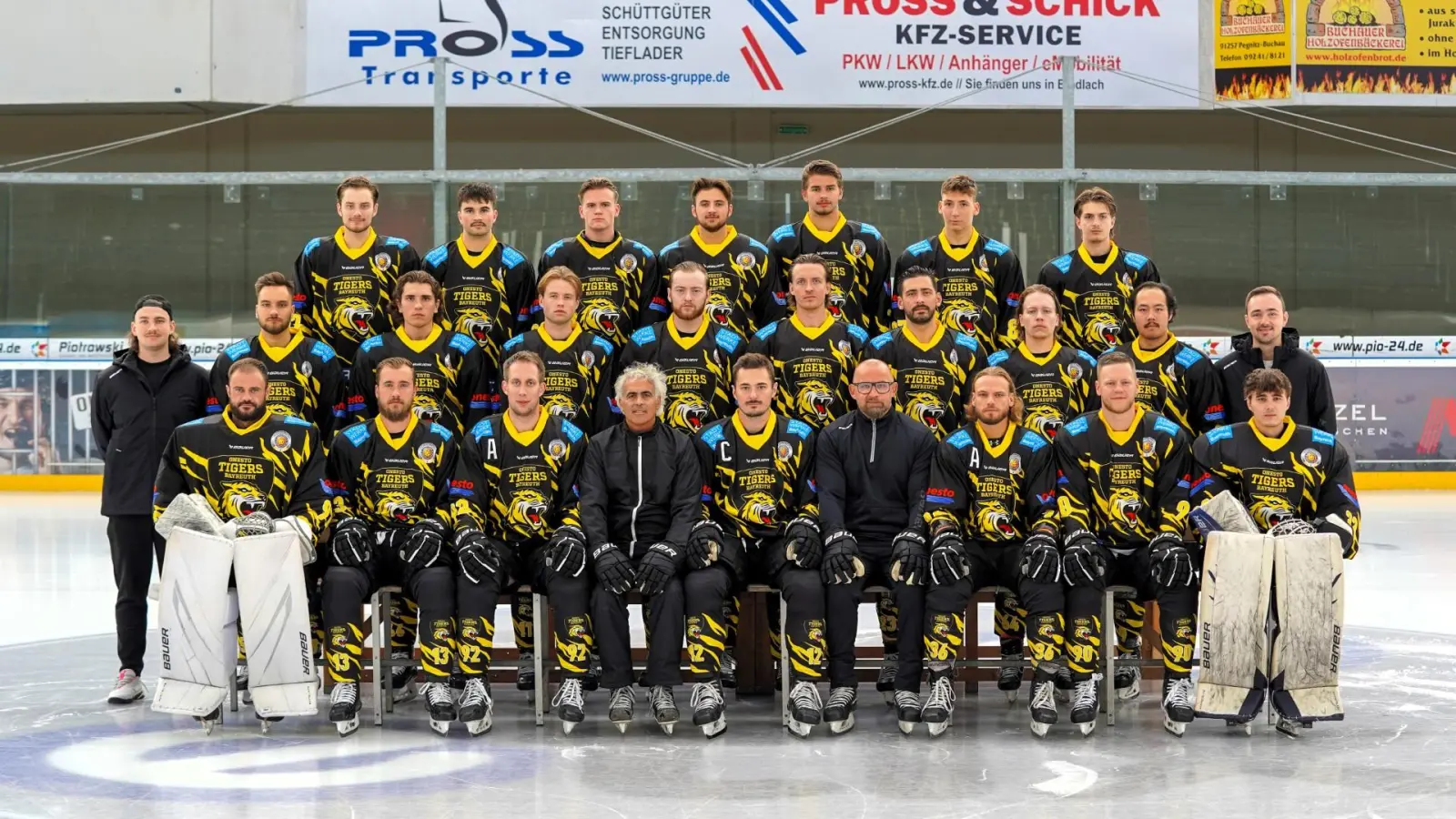 Das Team der onesto Tigers Bayreuth für die kommende Spielzeit in der Eishockey-Oberliga Süd. (Foto: onesto Tigers Bayreuth)