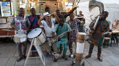 Ein buntes Programm mit Musik, Genuss und Einkaufsmöglichkeiten erwartet die Besucher beim Afrika-Karibik-Festival.  (Foto: sd)