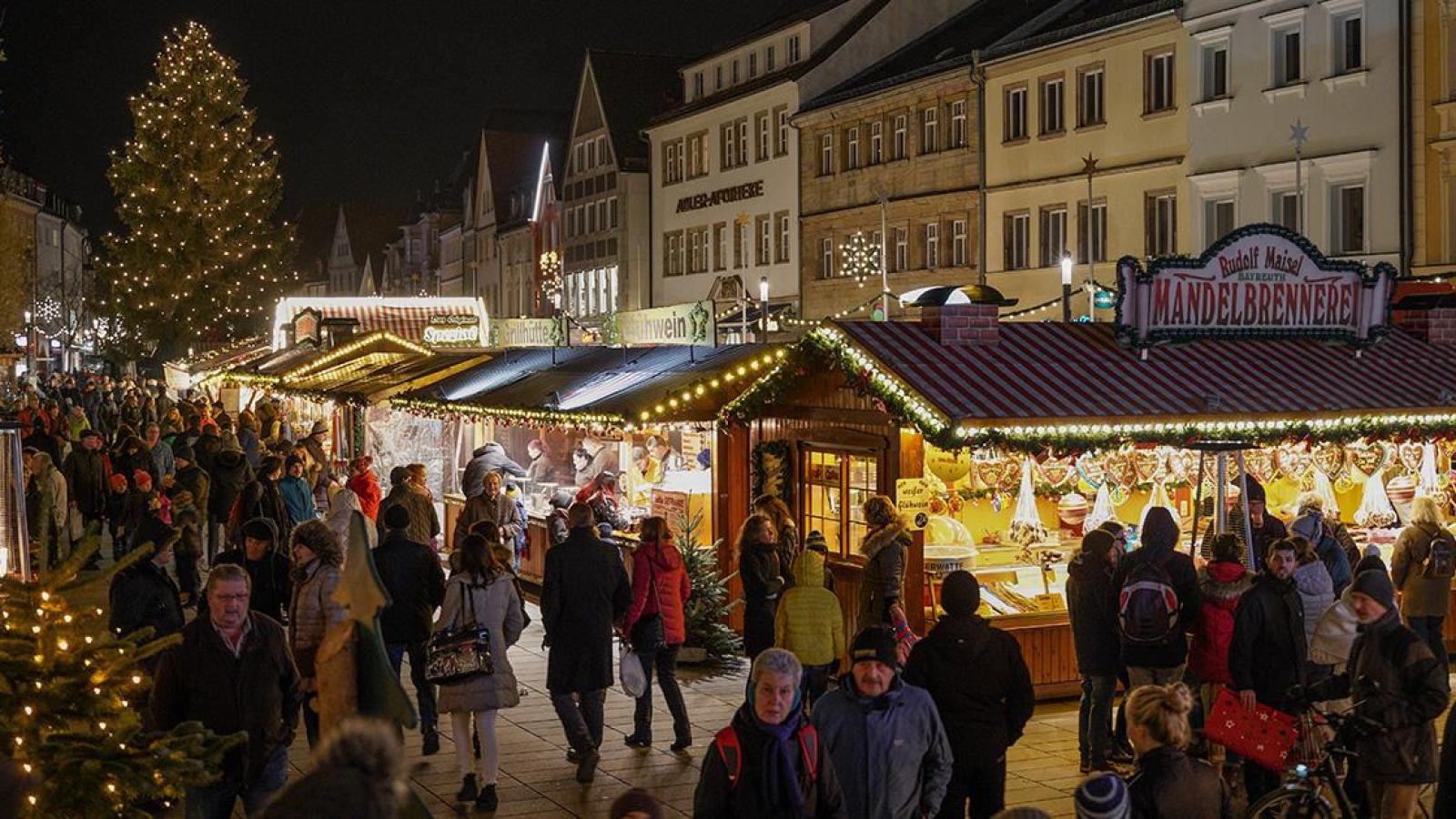 Heute wird der Christkindlesmarkt inbayreuth.de