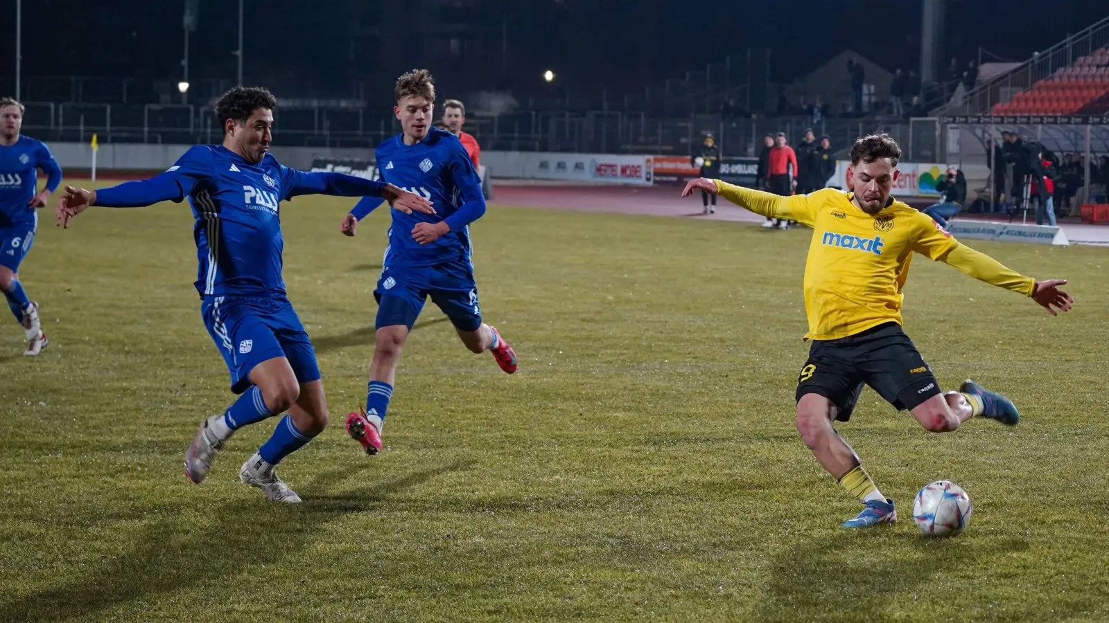 Angesichts der vielen Bayreuther Chancen war Viktoria Aschaffenburg mit der 0:3-Niederlage noch gut bedient. (Foto: sd)