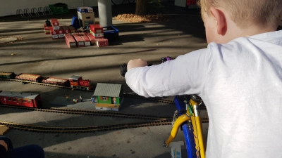 Beim „Fest für die Sinne“ am Sonntag, 3. November, im Zentrum, können Groß und Klein unter anderem mit einer „MS“ eine Spielzeugeisenbahn in Bewegung setzen. (Foto: Stadt Bayreuth )