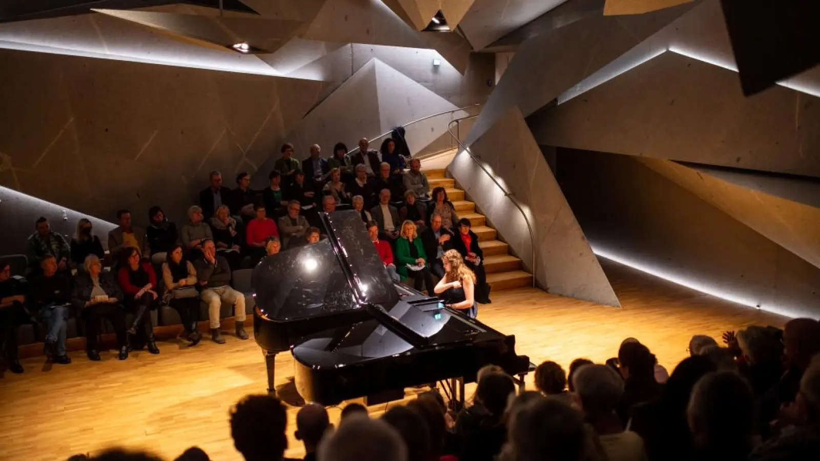 Klavierkonzert des Meisterkurses von Prof. Stefan Arnold (Foto: red)