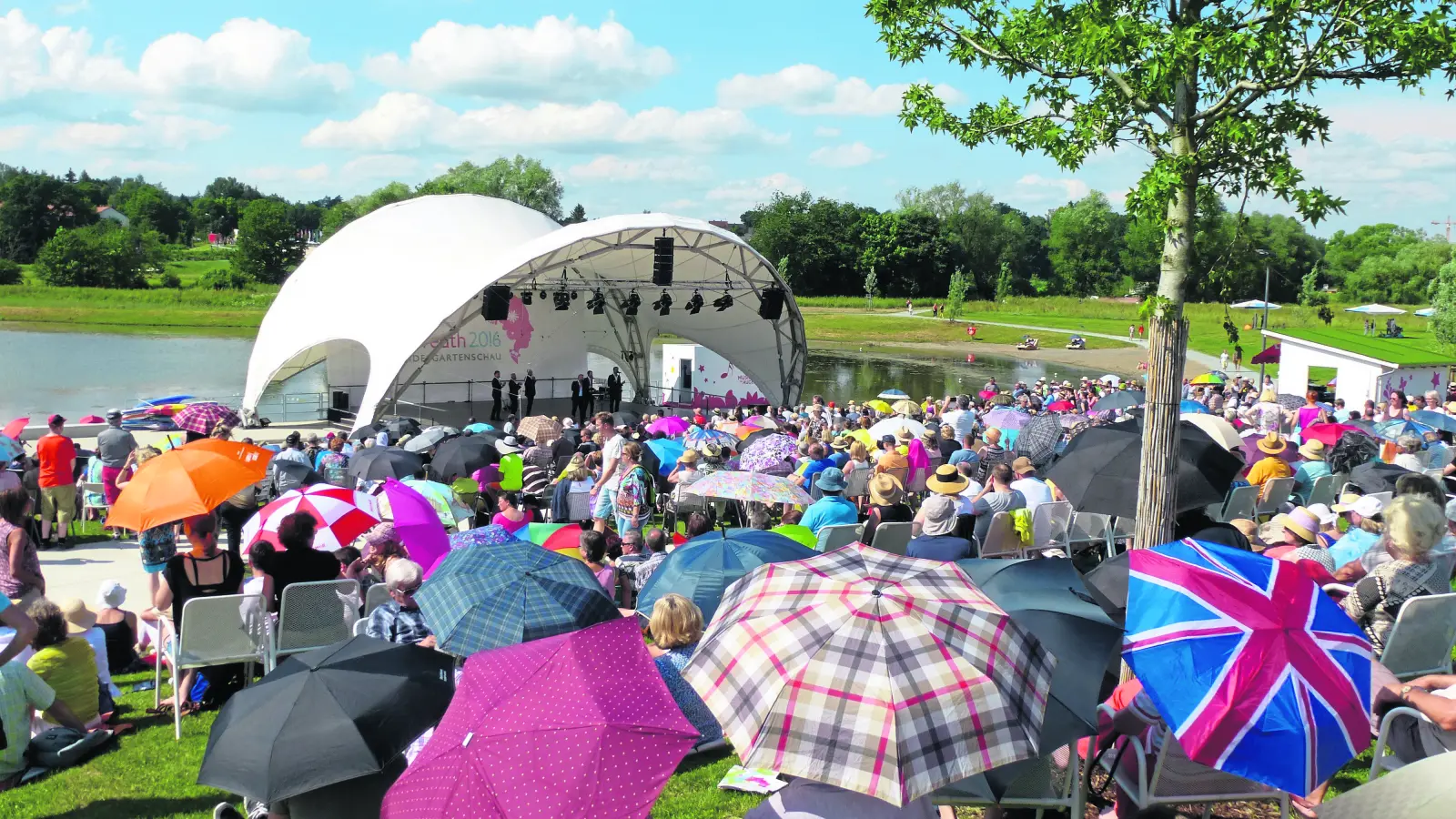 Seit der LGS 2016 hat sich die Wilhelminenaue zur Top-Location für Open-Air-Konzerte entwickelt.  (Foto: Archivbild / Munzert )